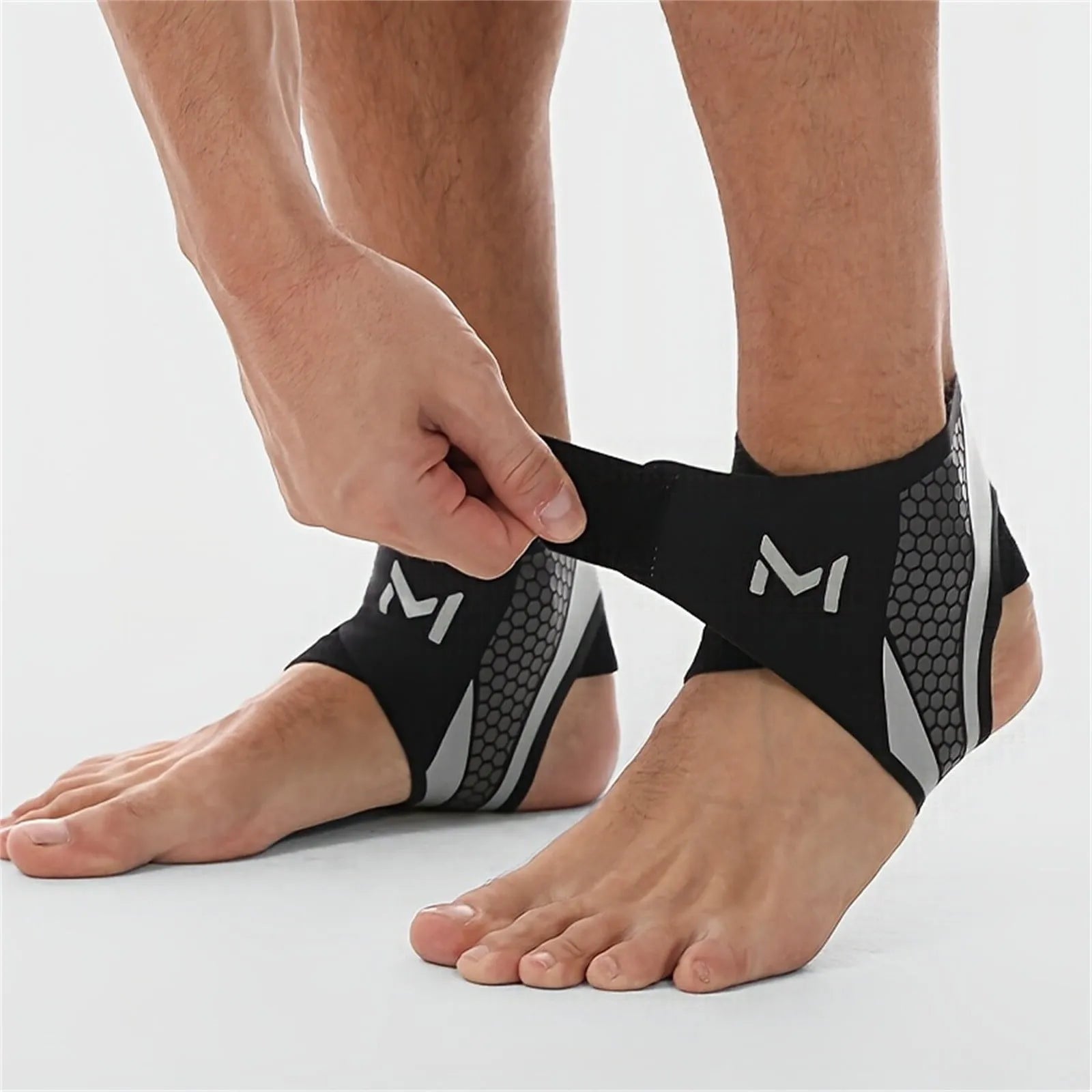 🔥HOT SALE🏃Lightweight Ankle Brace | Compression Support for Sprain Prevention – Breathable & Perfect for Basketball, Soccer & Fitness